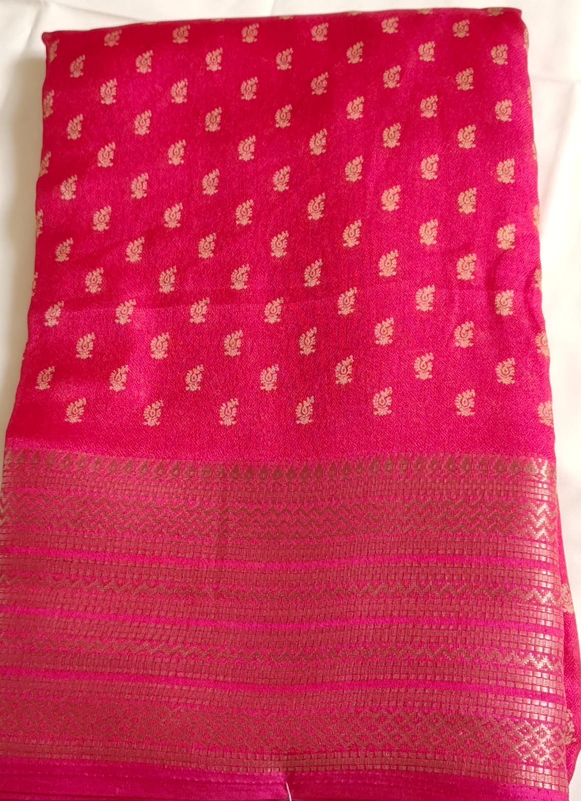 Designer Chiffon Saree with Rich Woven Border